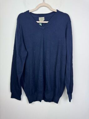 L. L. Bean Navy Men’s V Neck Cotton and Cashmere Sweater Size XL NEW